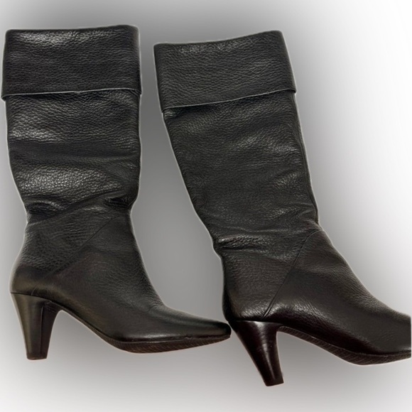 Tahiri Womens Knee High Leather Boots - Picture 5 of 5